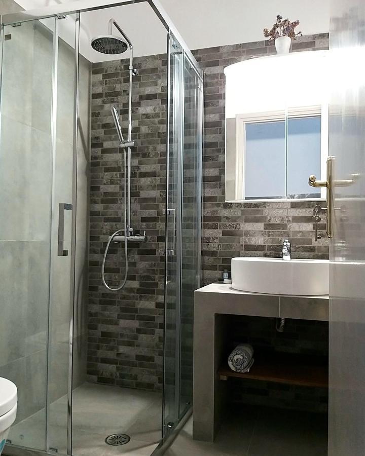 Mavrikou Helen Apartments 斯基罗斯岛 外观 照片