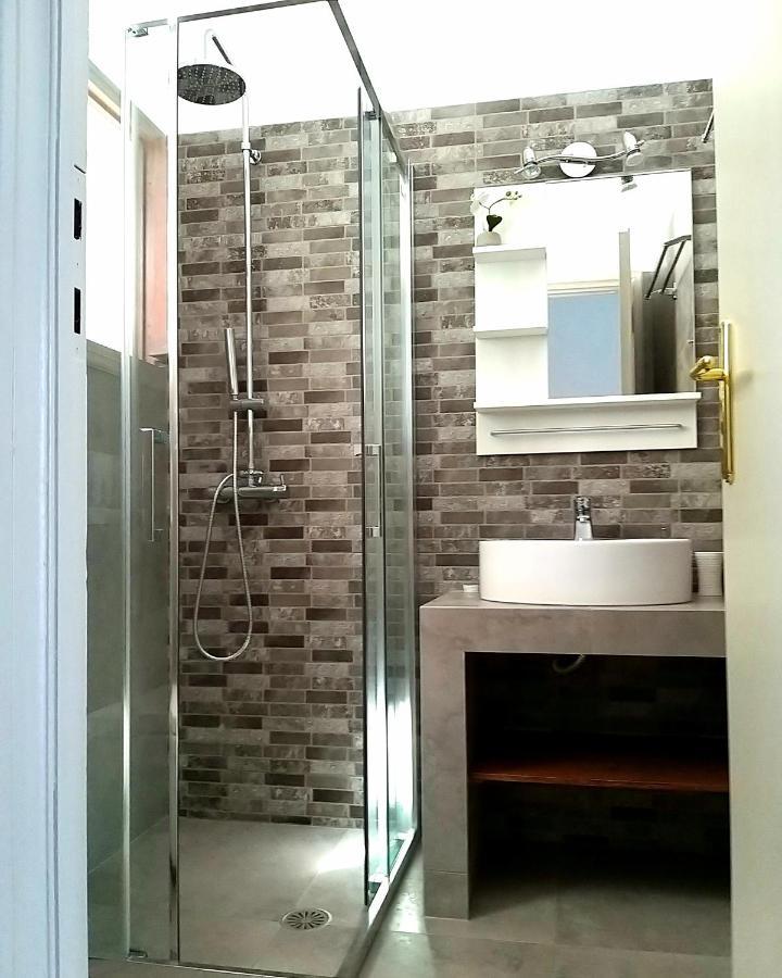 Mavrikou Helen Apartments 斯基罗斯岛 外观 照片